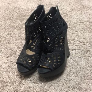 Brand new. Never worn